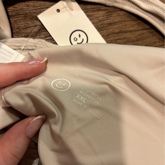 Hollister/Gilly Hicks Actice Tank - Picture 3 of 4